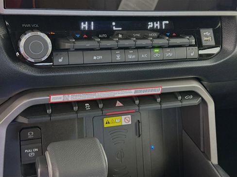 Used 2026 Toyota Tundra SR5 w/ SR5 Premium Package AWD/4WD image 19