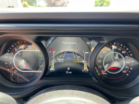 New 2025 Jeep Wrangler Unlimited Rubicon 392 image 14