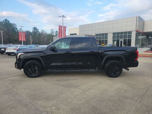 Used 2022 Toyota Tundra SR5 image 2