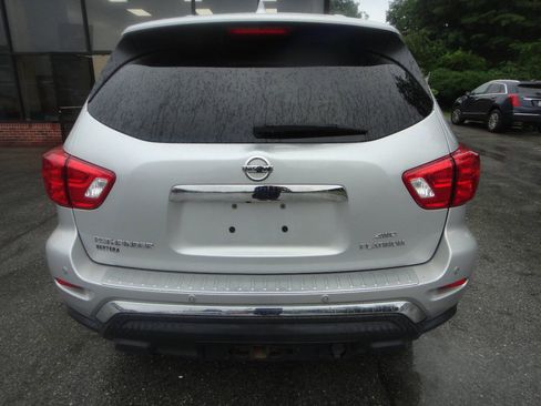 Used 2020 Nissan Pathfinder Platinum w/ Cargo Package AWD/4WD image 5