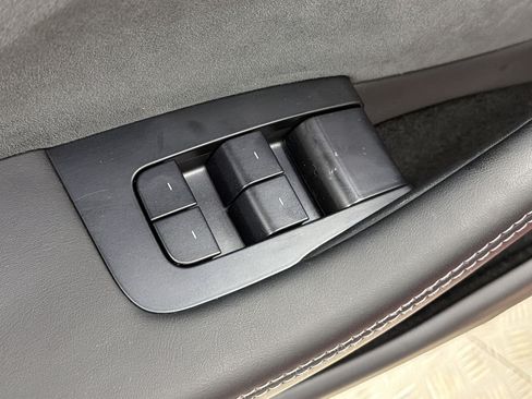 Used 2024 Tesla Model 3 Performance AWD/4WD image 23