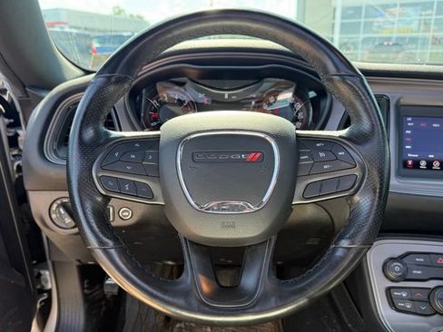 Used 2023 Dodge Challenger SXT w/ Blacktop Package AWD/4WD image 9