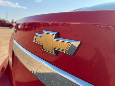 Used 2015 Chevrolet Cruze LT FWD image 12