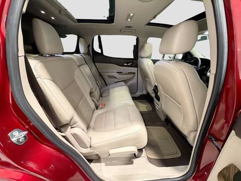 Used 2017 GMC Acadia Denali w/ Technology Package FWD image 25