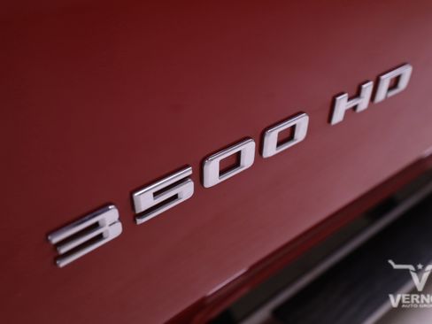 Used 2024 Chevrolet Silverado 3500 LTZ w/ LTZ Convenience Package image 37