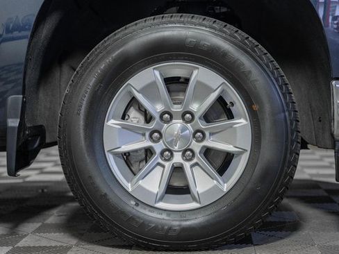 Used 2024 Chevrolet Silverado 1500 LT image 15