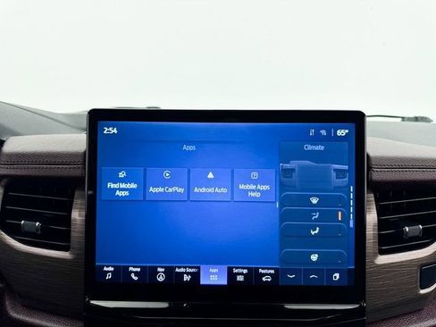 Used 2024 Ford Expedition Max Limited image 26