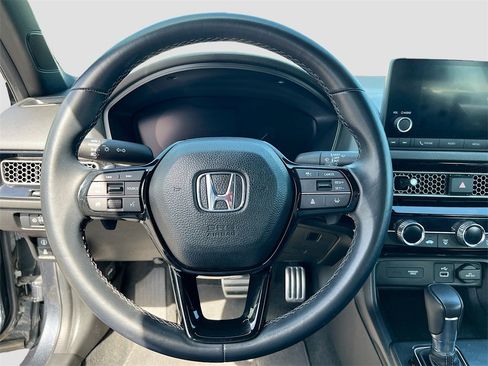 Used 2023 Honda Civic Sport image 11