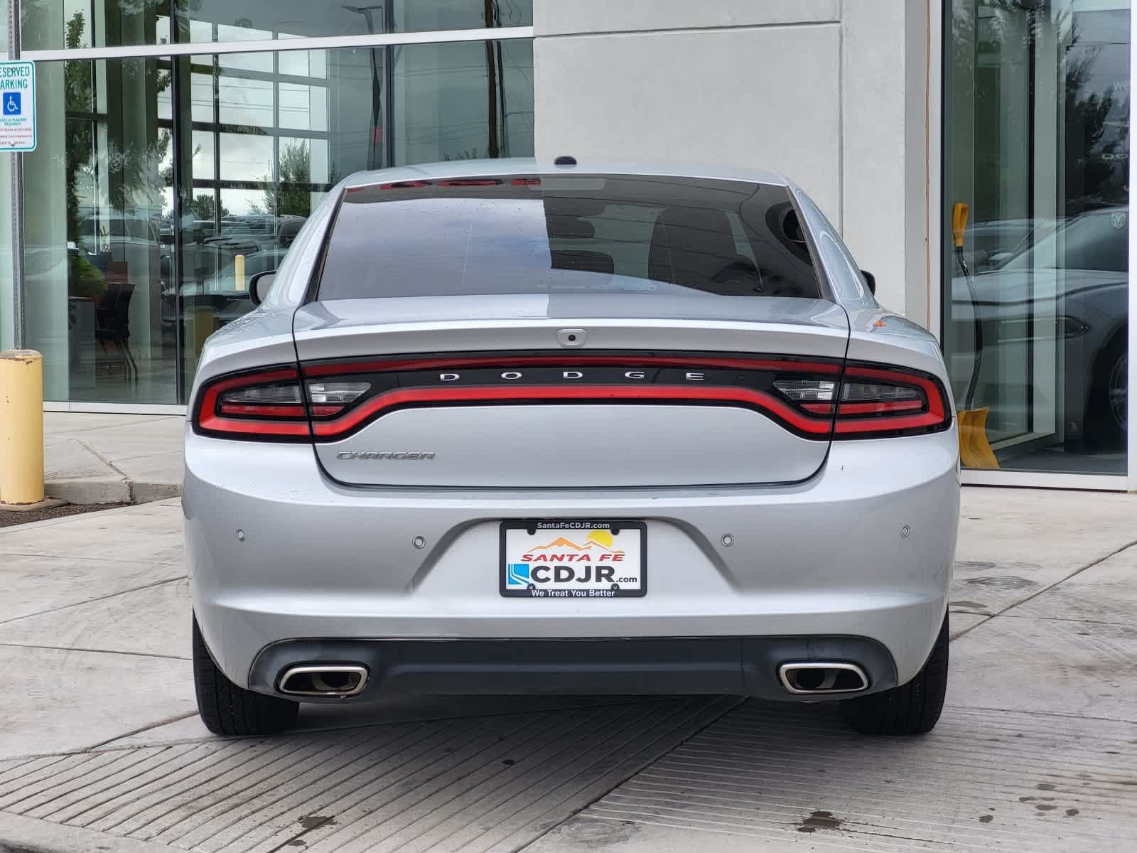 Certified 2022 Dodge Charger SXT RWD image 6