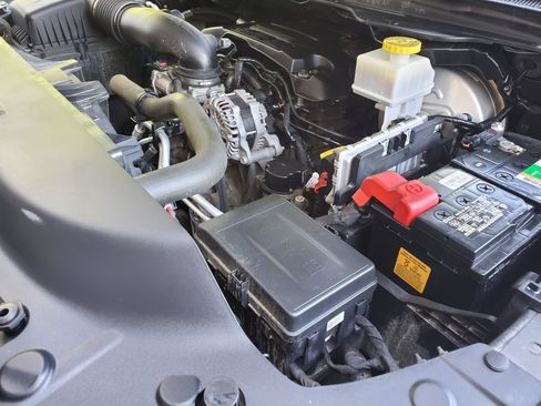 Used 2019 RAM 1500 Big Horn AWD/4WD image 17