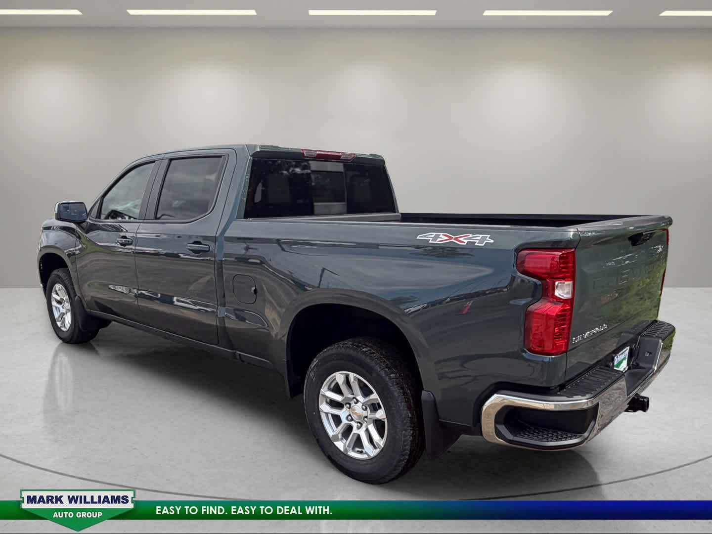 New 2026 Chevrolet Silverado 1500 LT w/ Leather Package AWD/4WD image 4