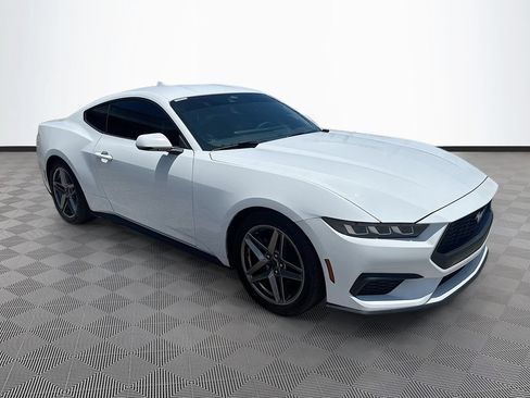 Used 2024 Ford Mustang Premium RWD image 4