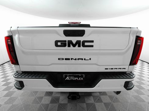 Used 2025 GMC Sierra 3500 Denali Ultimate image 7