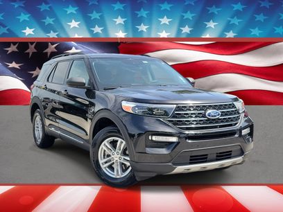 Certified 2023 Ford Explorer XLT w/ Equipment Group 202A