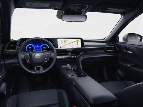 New 2026 Toyota Crown Signia image 6