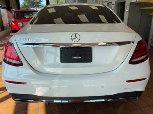 Used 2020 Mercedes-Benz E 350 Sedan image 11
