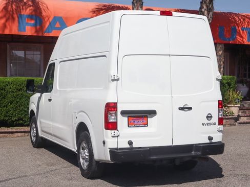 Used 2019 Nissan NV 2500 SV RWD image 6