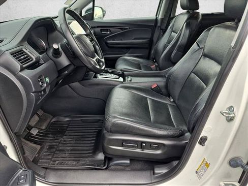 Used 2019 Honda Pilot Elite image 15