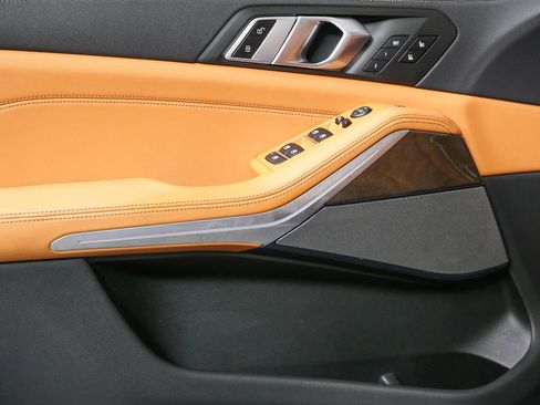 Used 2021 BMW X5 sDrive40i w/ M Sport Package image 6