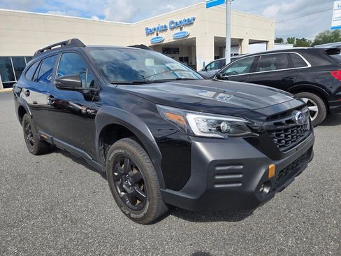 Used 2023 Subaru Outback Wilderness AWD/4WD image 3