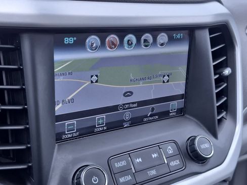 Used 2017 GMC Acadia SLT AWD/4WD image 30