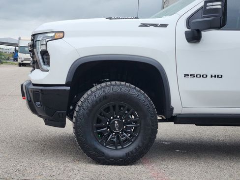 New 2026 Chevrolet Silverado 2500 ZR2 w/ LPO, Dark Essentials Package AWD/4WD image 5