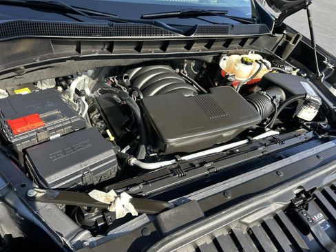 Used 2021 Chevrolet Silverado 1500 LTZ w/ LTZ Premium Package image 9