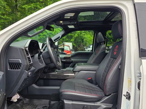 Used 2022 Ford F250 Lariat w/ Lariat Ultimate Package AWD/4WD image 11