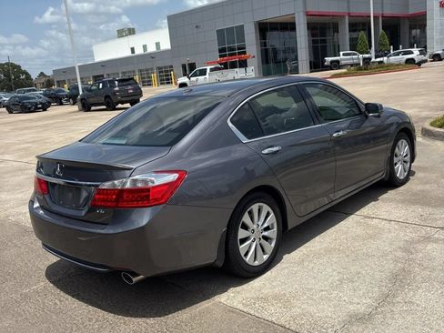 Used 2015 Honda Accord EX-L image 8
