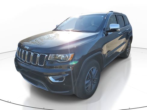 Used 2020 Jeep Grand Cherokee Limited w/ Trailer Tow Group IV image 5