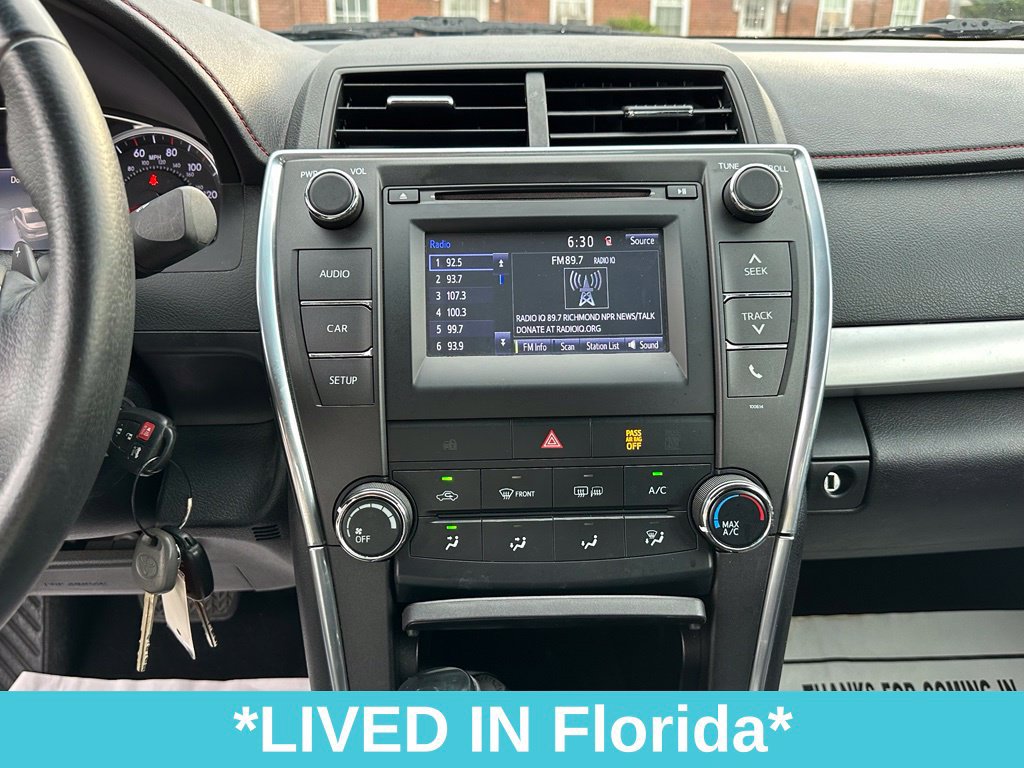Used 2017 Toyota Camry SE FWD image 19