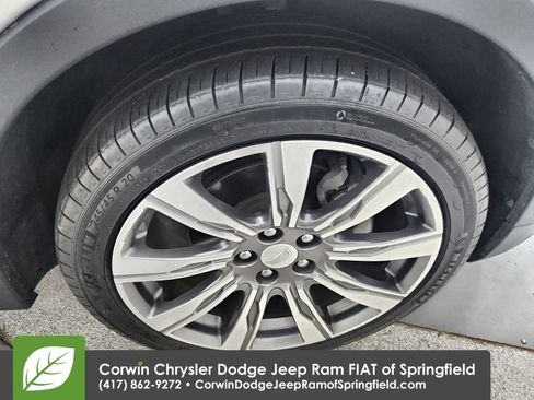Used 2019 Cadillac XT4 Premium Luxury w/ Driver Assist Package AWD/4WD image 35