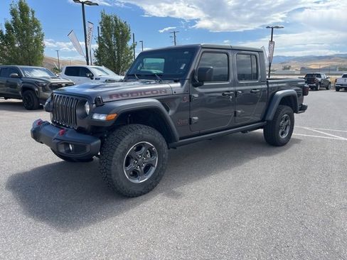 Used 2023 Jeep Gladiator Rubicon w/ Cold Weather Group image 8