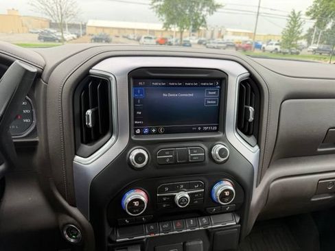 Used 2019 GMC Sierra 1500 SLE w/ SLE Value Package AWD/4WD image 21