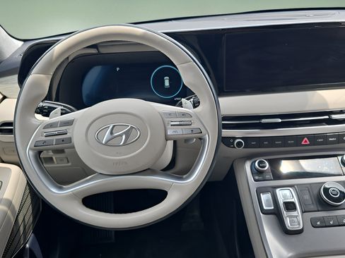 Used 2023 Hyundai Palisade Calligraphy FWD image 12