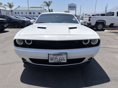 Used 2018 Dodge Challenger R/T Plus RWD image 40
