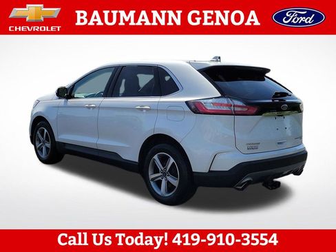 Used 2019 Ford Edge Titanium w/ Cold Weather Package AWD/4WD image 3