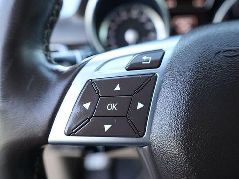 Used 2015 Mercedes-Benz GL 450 4MATIC w/ Driver Assistance Package image 28