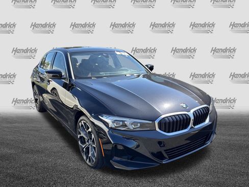 Certified 2025 BMW 330i Sedan RWD image 2