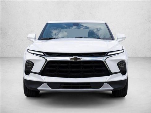 Used 2023 Chevrolet Blazer LT w/ Driver Confidence Package AWD/4WD image 2