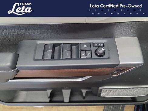 Used 2025 Toyota Sequoia Capstone AWD/4WD image 21