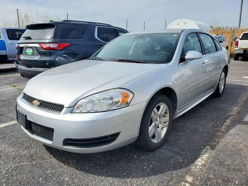 Used 2014 Chevrolet Impala LT w/ LT Sunroof Package image 2