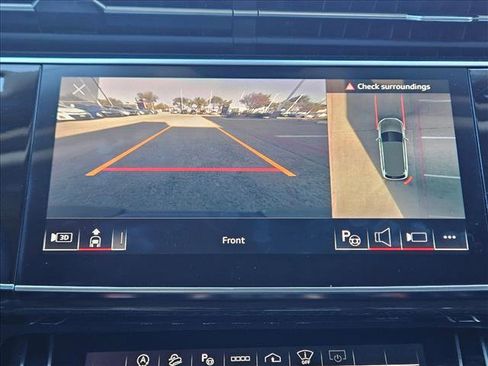 Used 2024 Audi Q7 3.0T Prestige image 15