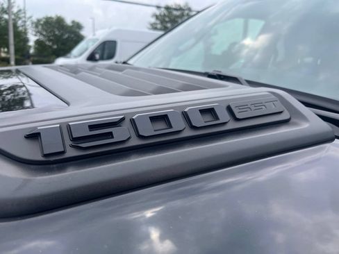 Used 2025 RAM 1500 Laramie w/ Sport Appearance Package AWD/4WD image 12