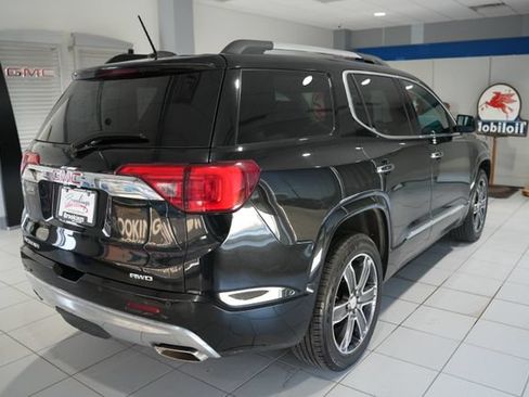 Used 2017 GMC Acadia Denali w/ Technology Package AWD/4WD image 8