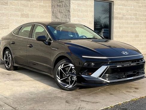 New 2025 Hyundai Sonata SEL image 1