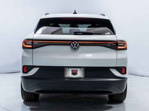 Used 2023 Volkswagen ID.4 Pro image 6