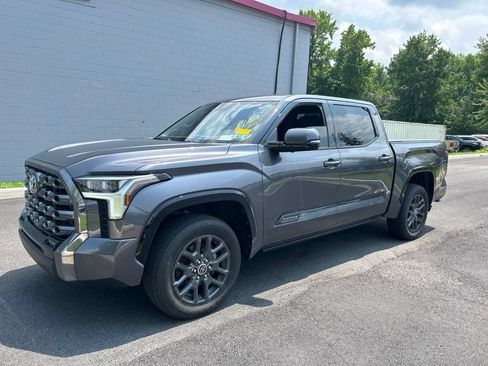 Used 2023 Toyota Tundra Platinum AWD/4WD image 13