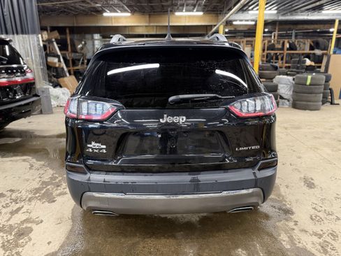 Used 2019 Jeep Cherokee Limited AWD/4WD image 6