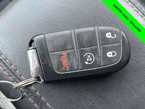 Used 2022 Jeep Compass Limited AWD/4WD image 22